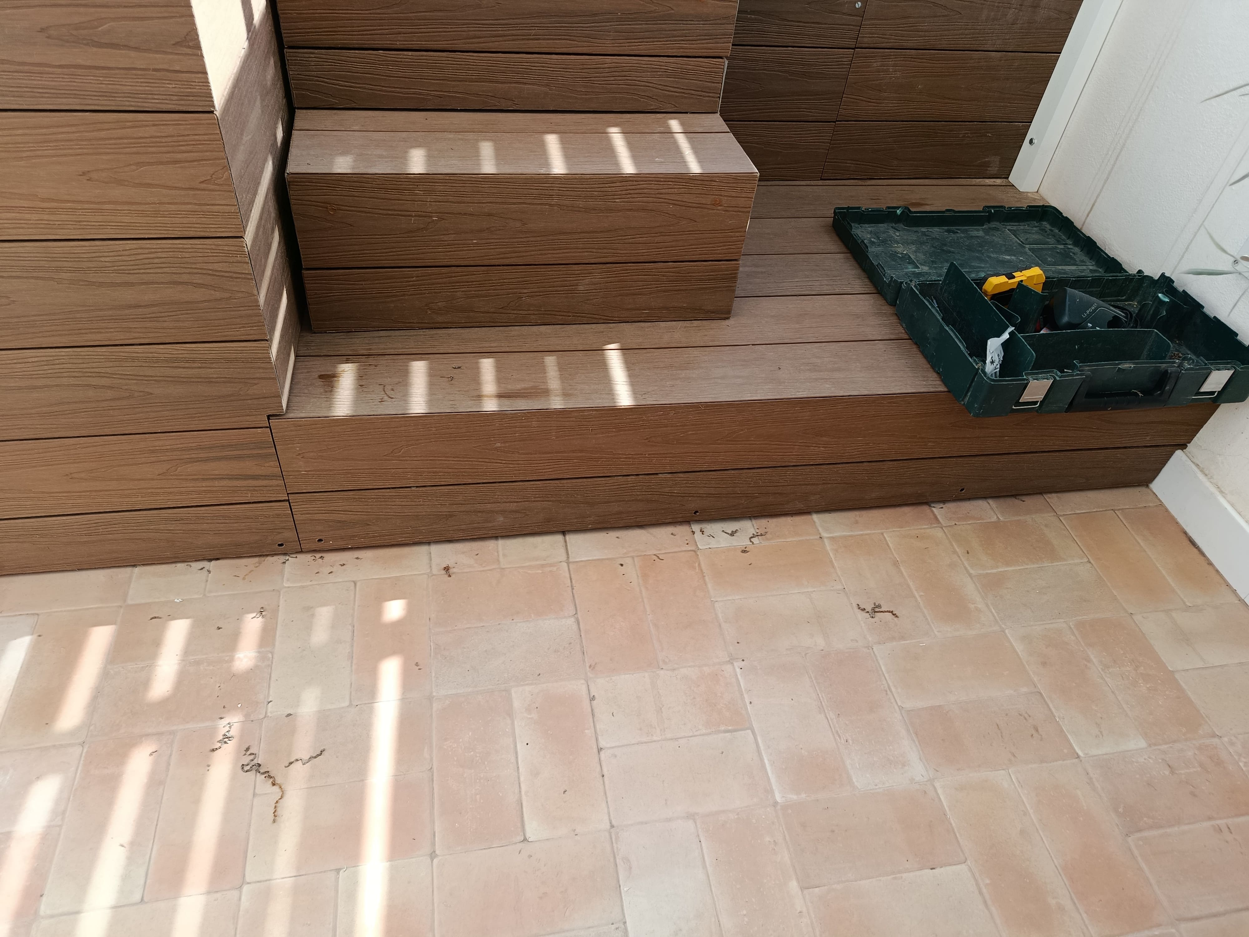 Escalones de madera exterior